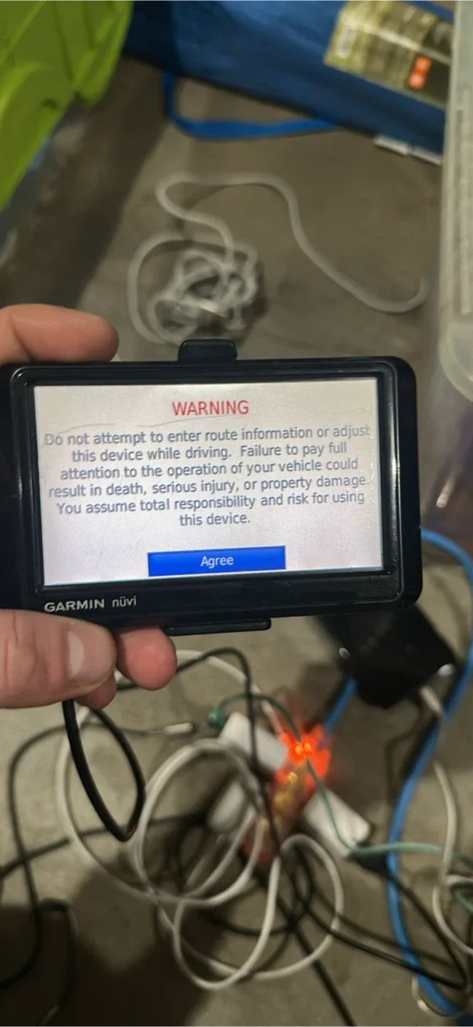 Garmin nüvi GPS Navigation System image indicator(3)