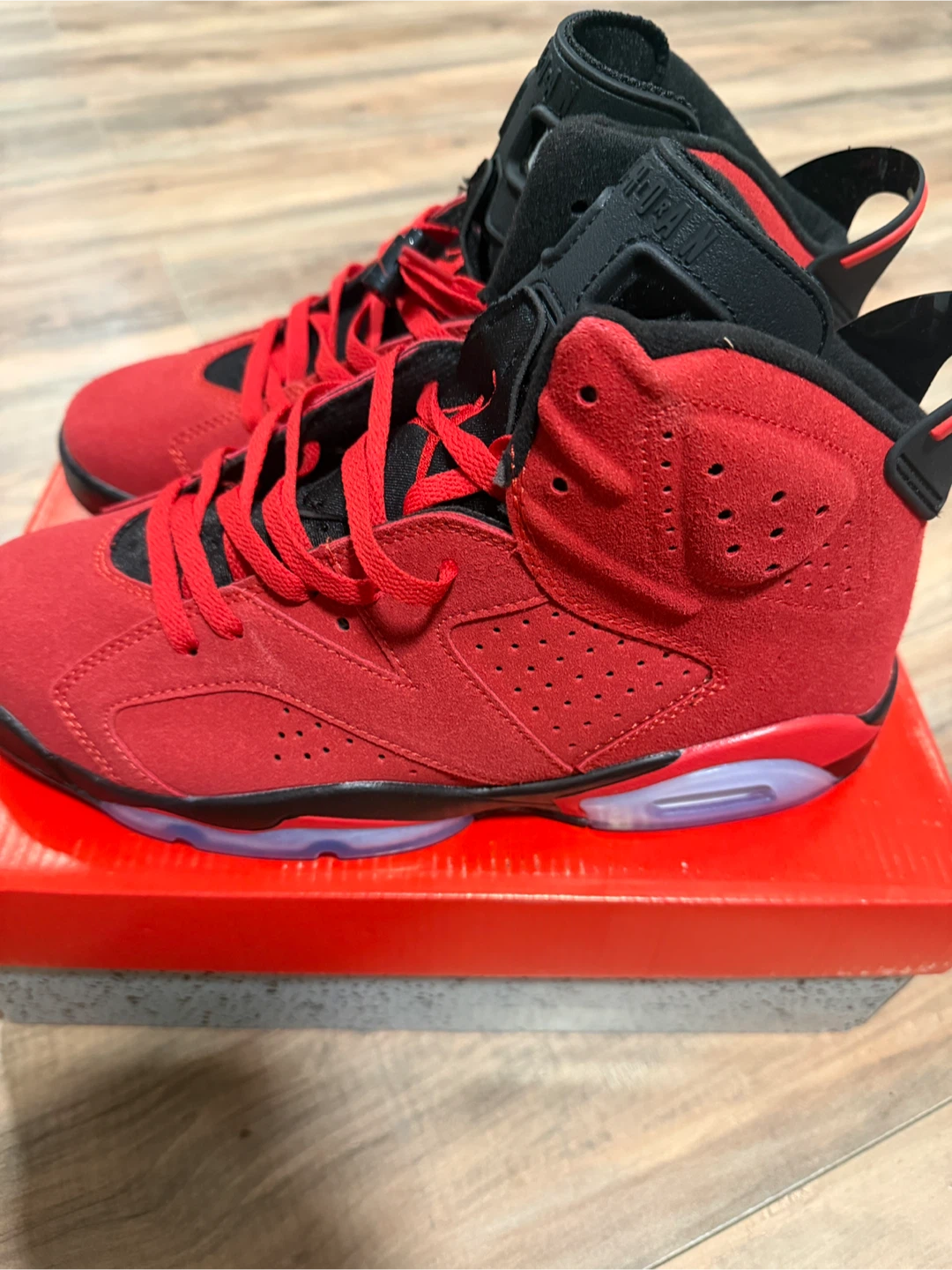Air Jordan 6 Retro Red Oreo - photo 3