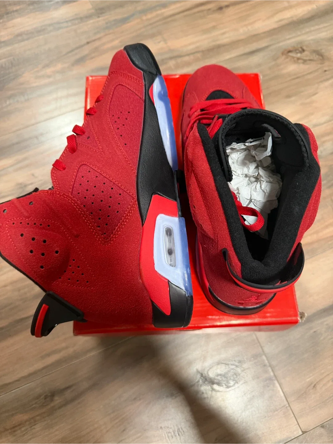 Air Jordan 6 Retro Red Oreo image indicator(5)