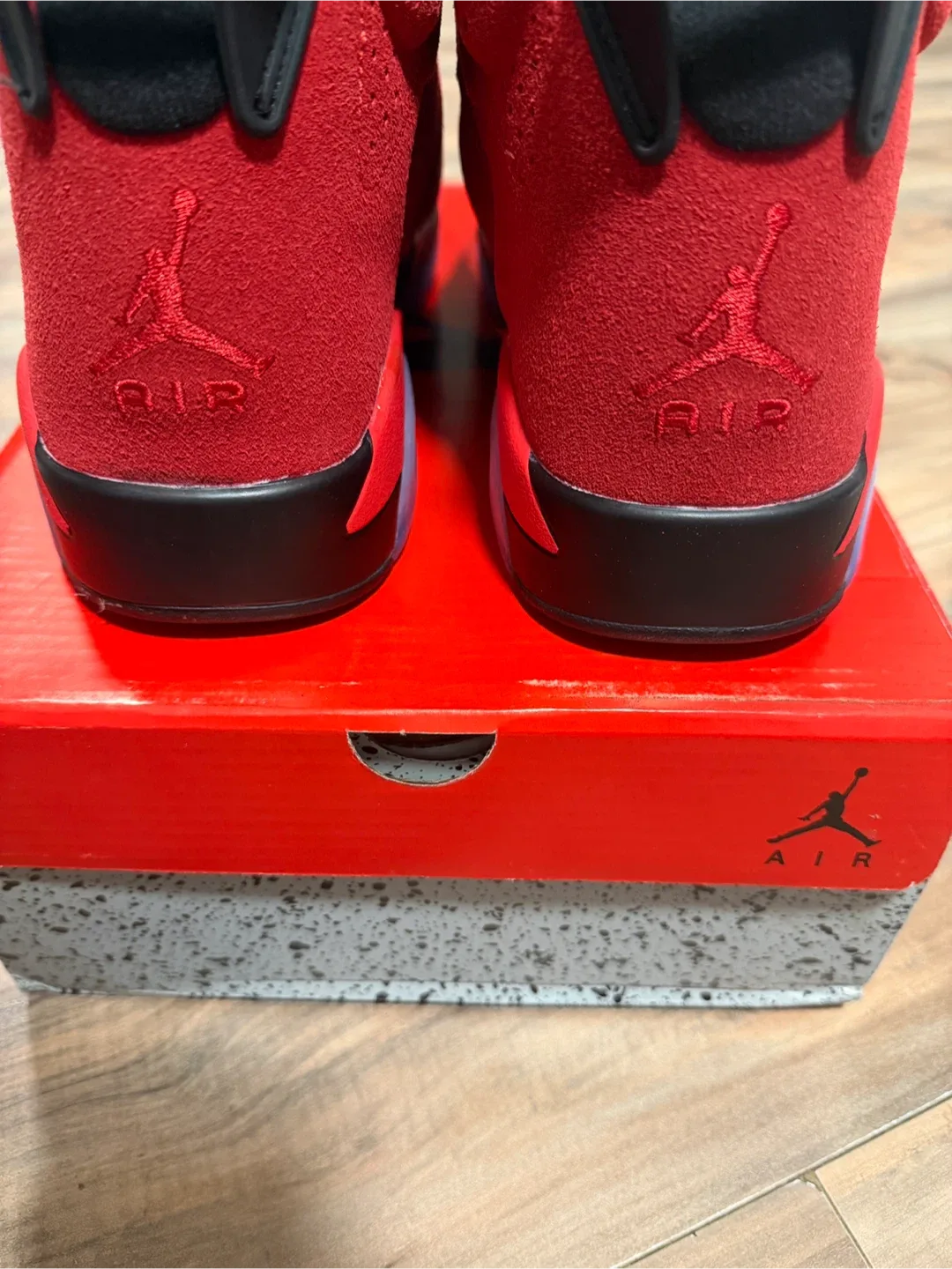 Air Jordan 6 Retro Red Oreo image indicator(8)