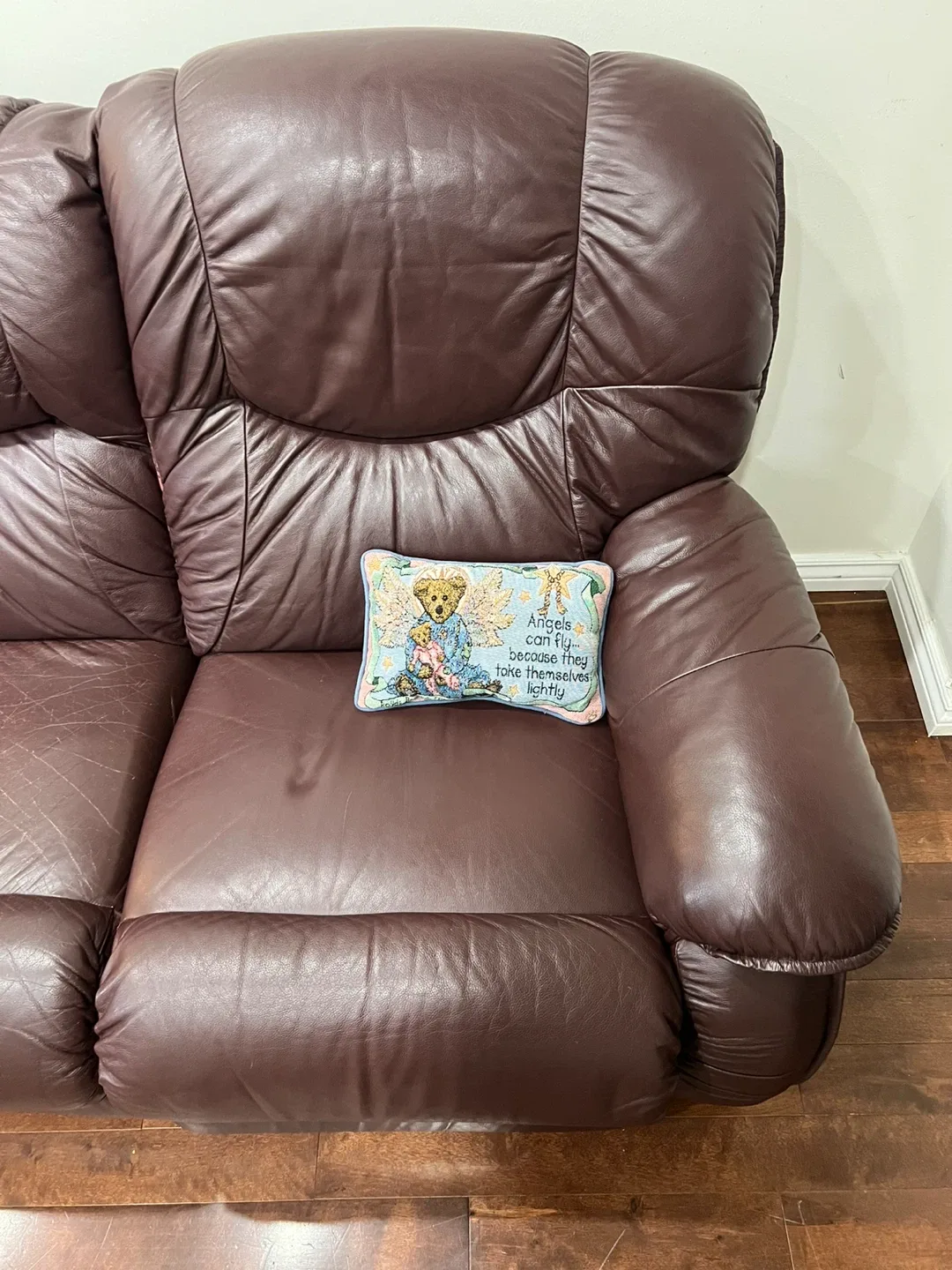 Brown Leather Reclining Sofa image indicator(5)