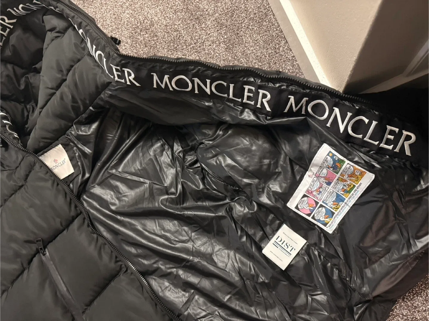 Moncler Montcla Black Puffer Jacket image indicator(2)