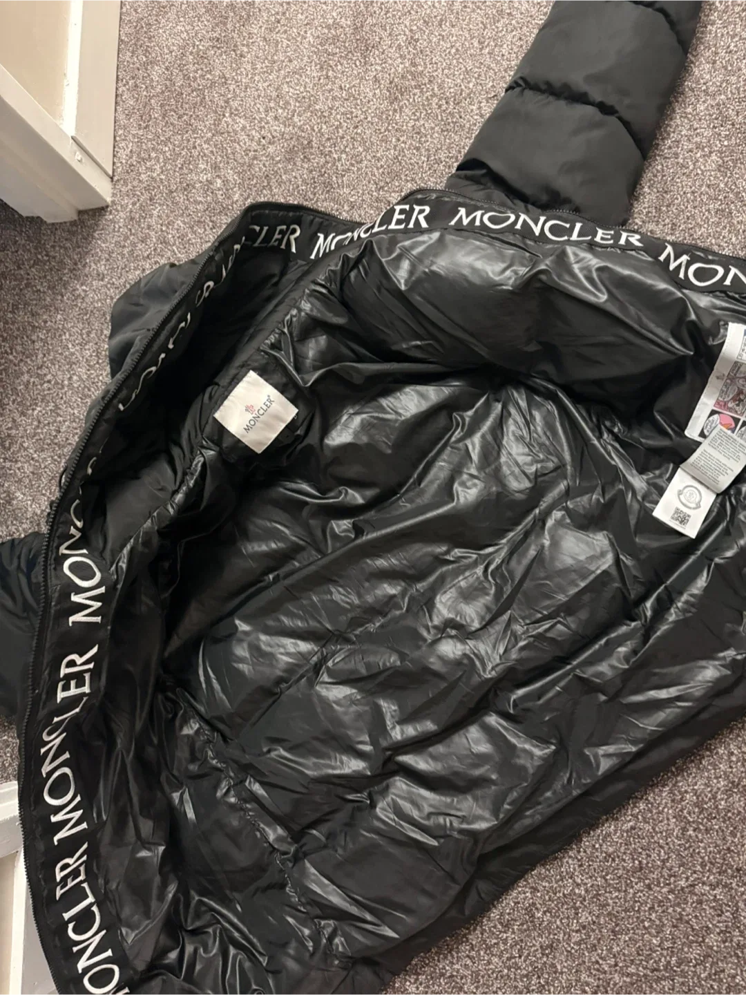 Moncler Montcla Black Puffer Jacket image indicator(3)