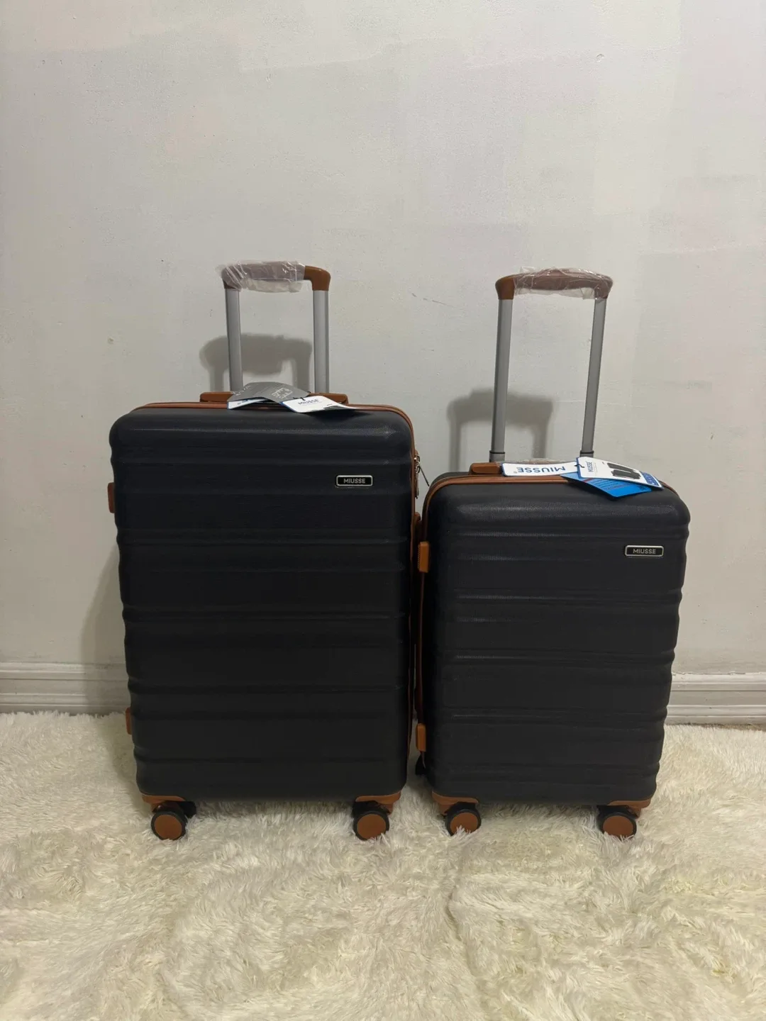 Brand New 24inch-20inch Miusse Luggage Set