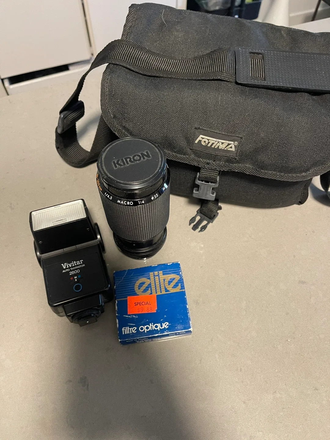 Kiron 80-200mm f/4.5 Macro Lens with Vivitar Flash