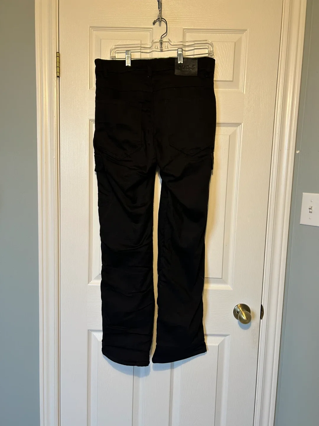 Old Soul Moto Black Cargo Pants W32 L30 image indicator(3)