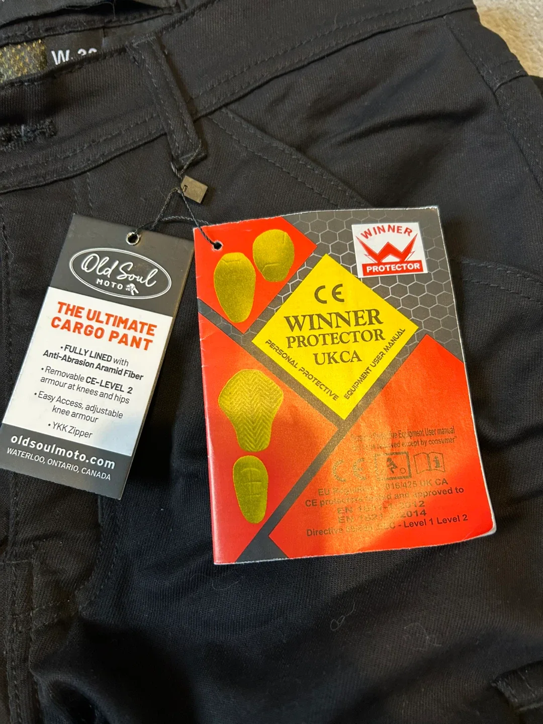 Old Soul Moto Black Cargo Pants W32 L30 image indicator(6)