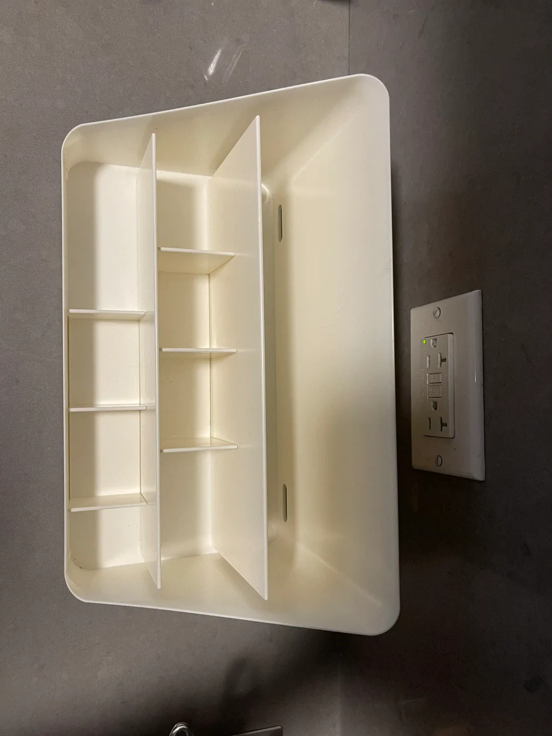 Poppin White Desk Organizer image indicator(7)