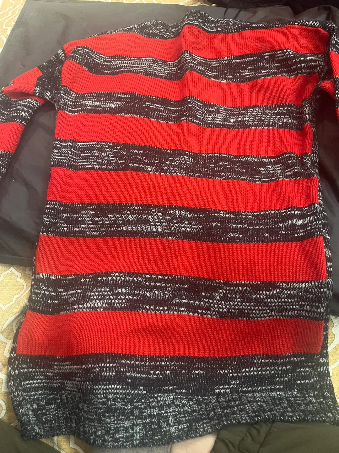 Christmas Sweater - Size M image indicator(4)