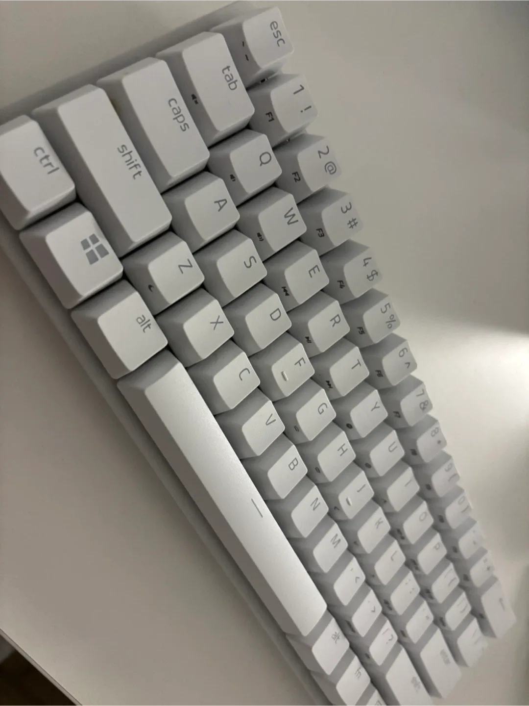Razer Huntsman Mini 60% Keyboard - Mercury White image indicator(3)
