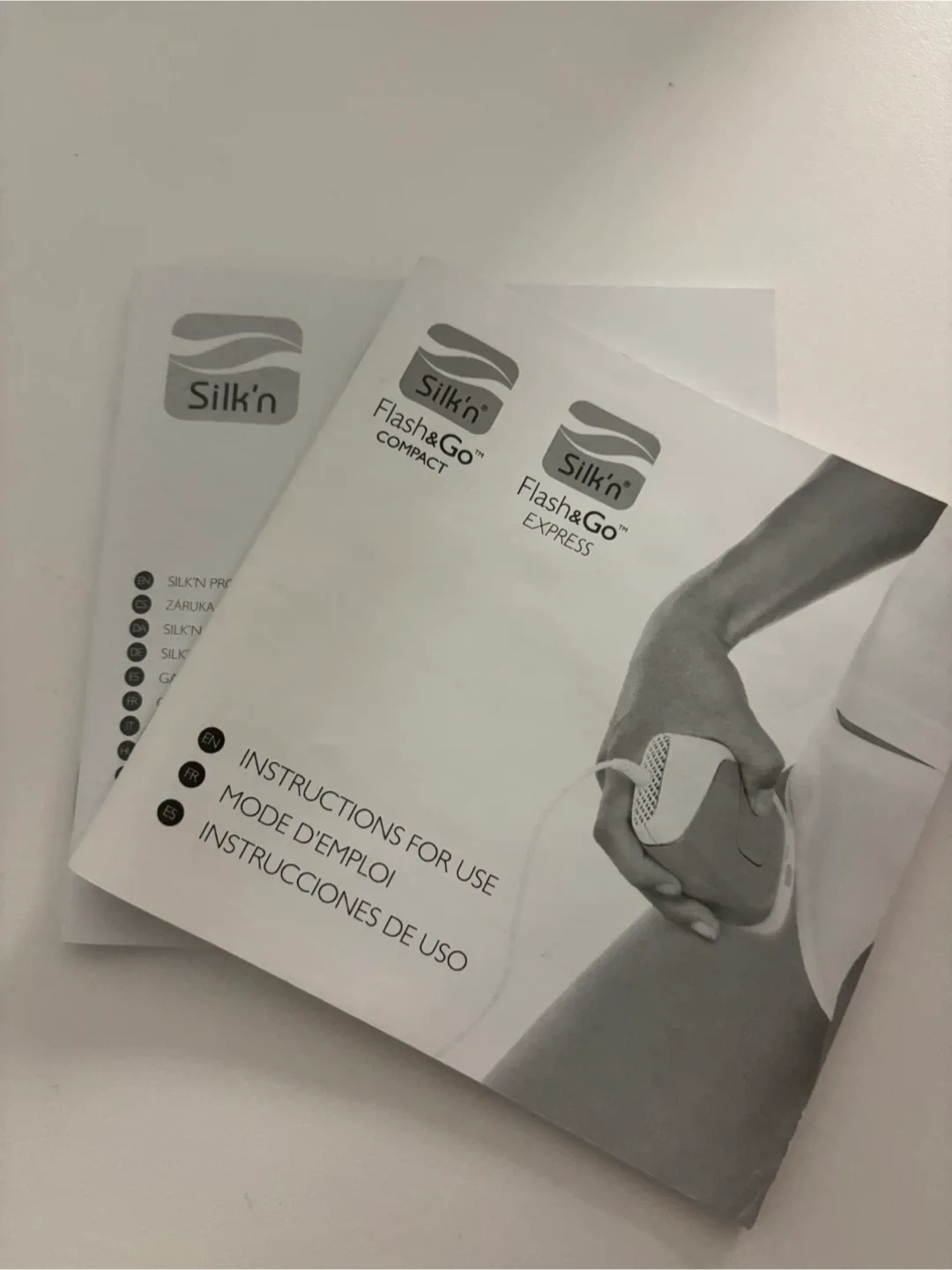 Silk'n Flash&Go Compact Hair Removal Device image indicator(3)