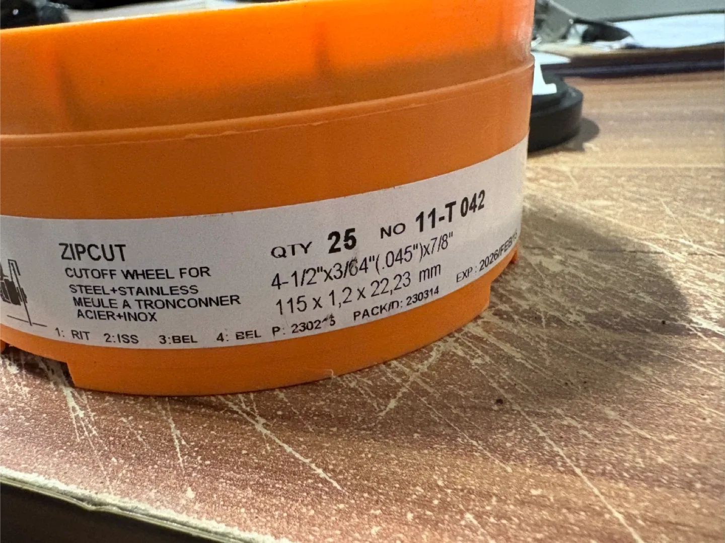 Walter Zipcut Cutoff Wheel 4-1/2" x 3/64" image indicator(3)