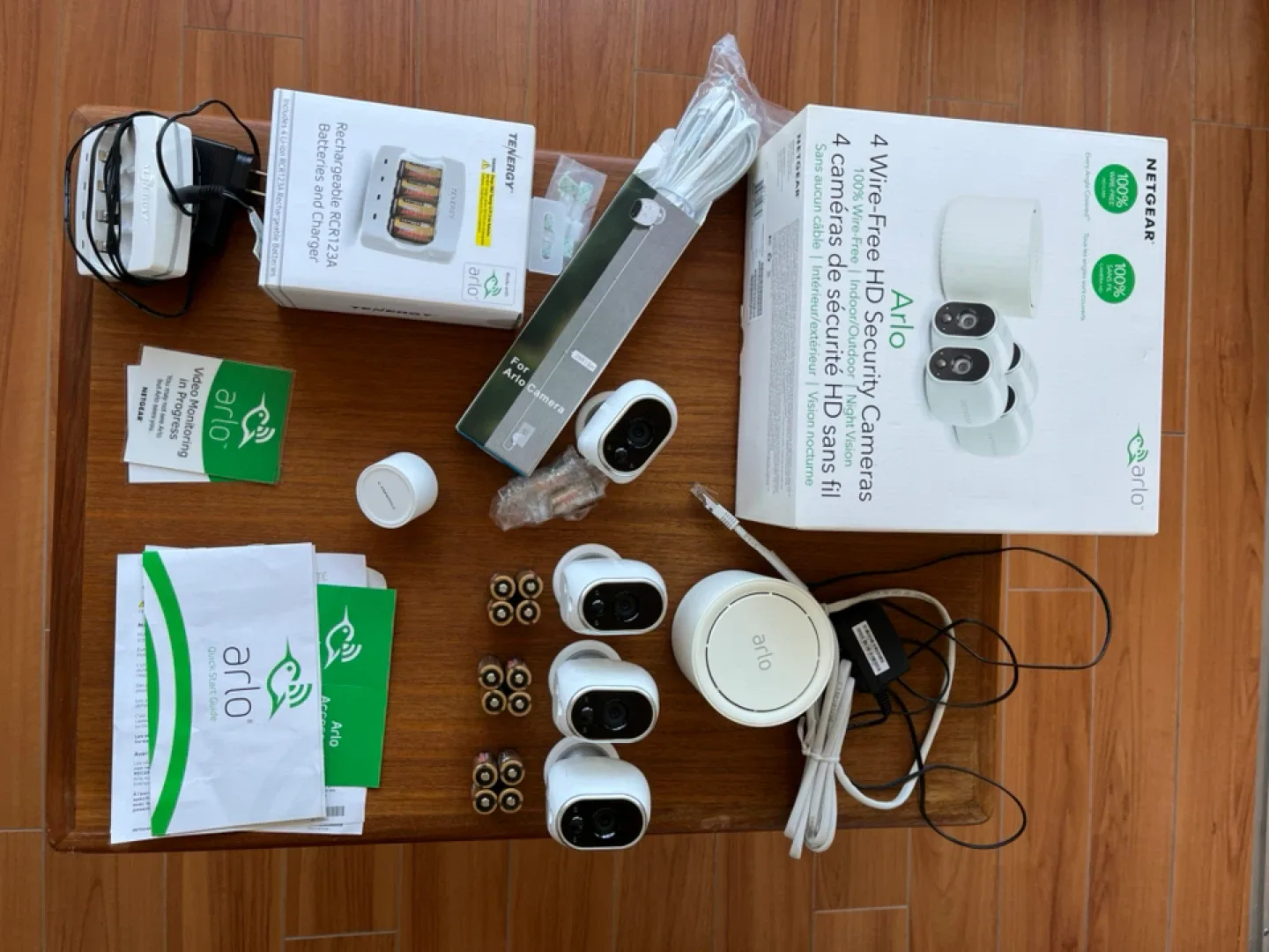 Arlo 4 Wire-Free HD Security Cameras + Accessories image indicator(6)