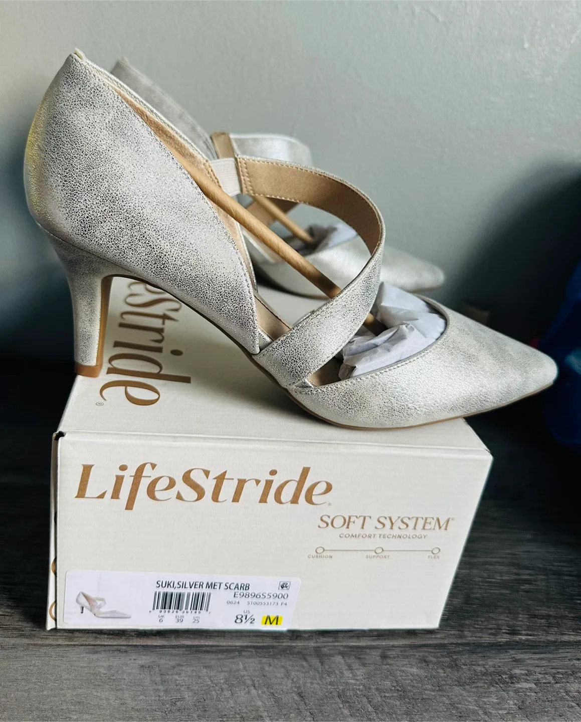 LifeStride Suki Silver Metallic Heels - Size 8.5M image indicator(5)