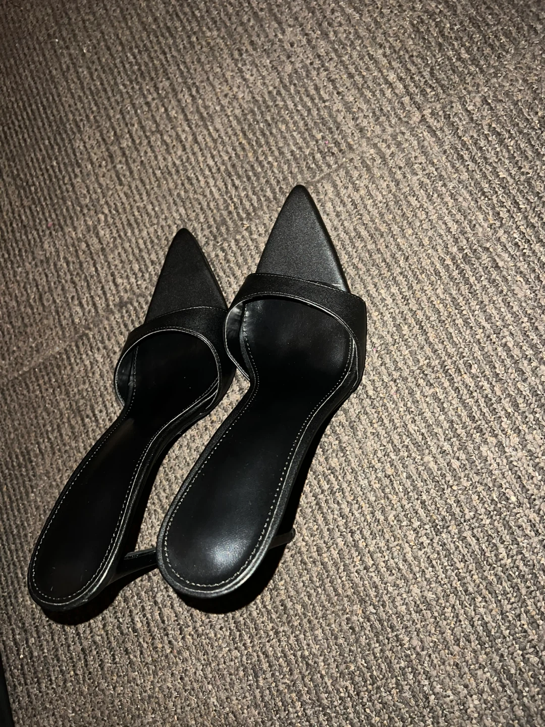 Black Pointed Heels - Size 10 - photo 2