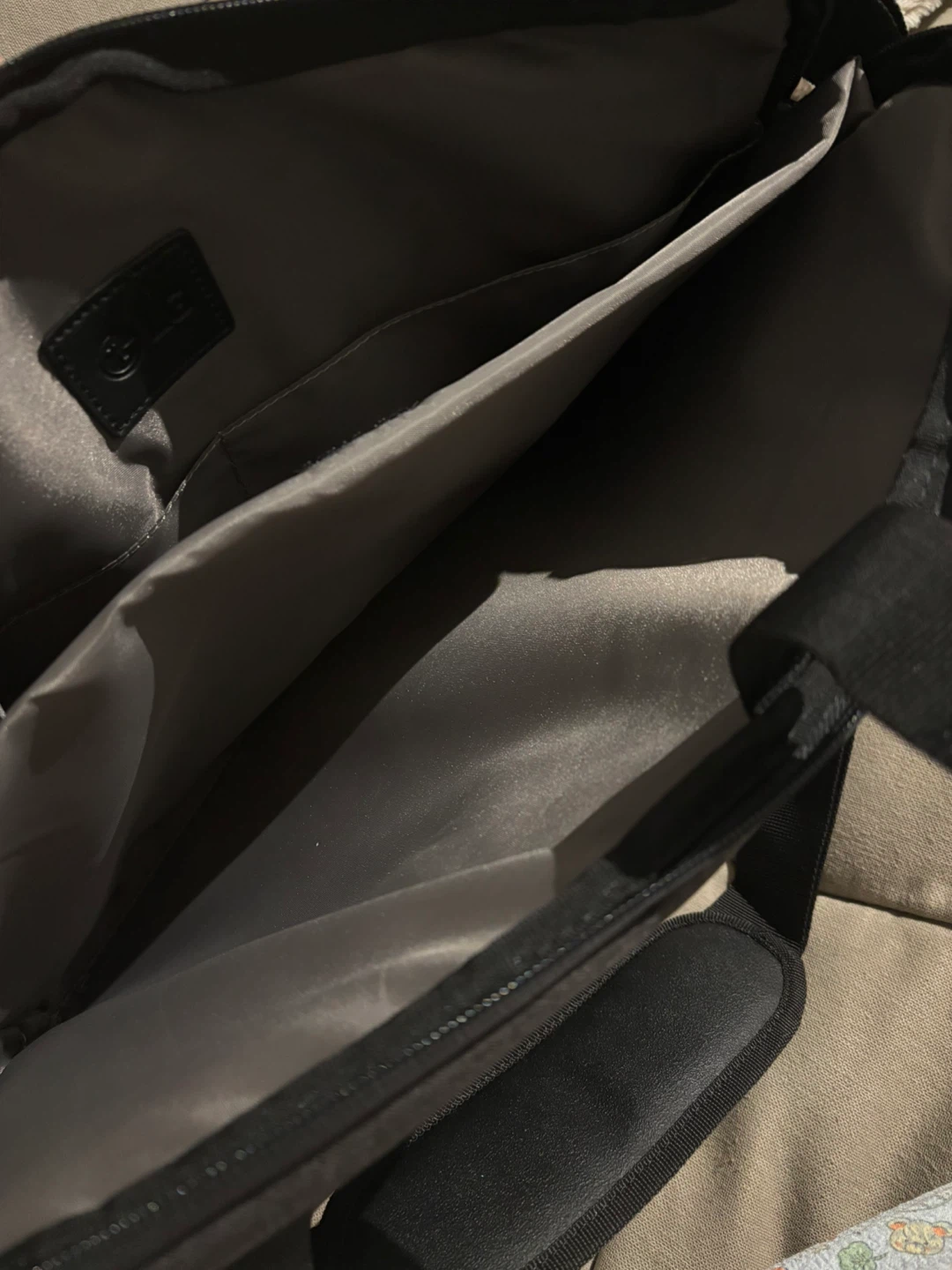 LG Laptop Bag - Black - photo 5