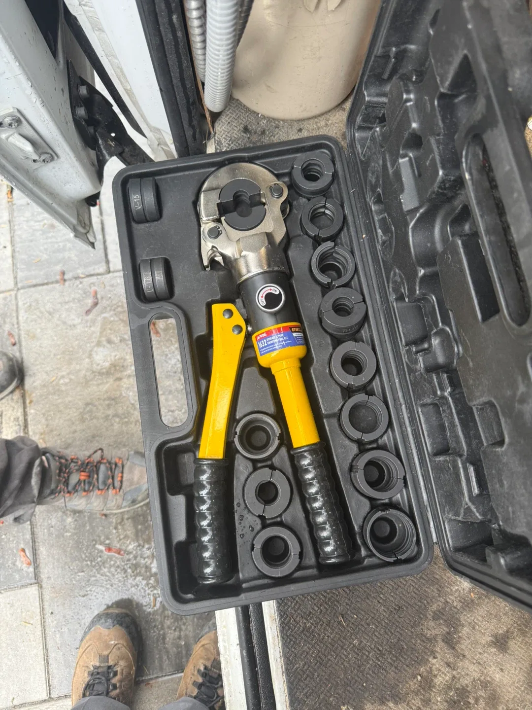 Hydraulic Pipe Crimping Tool Kit
