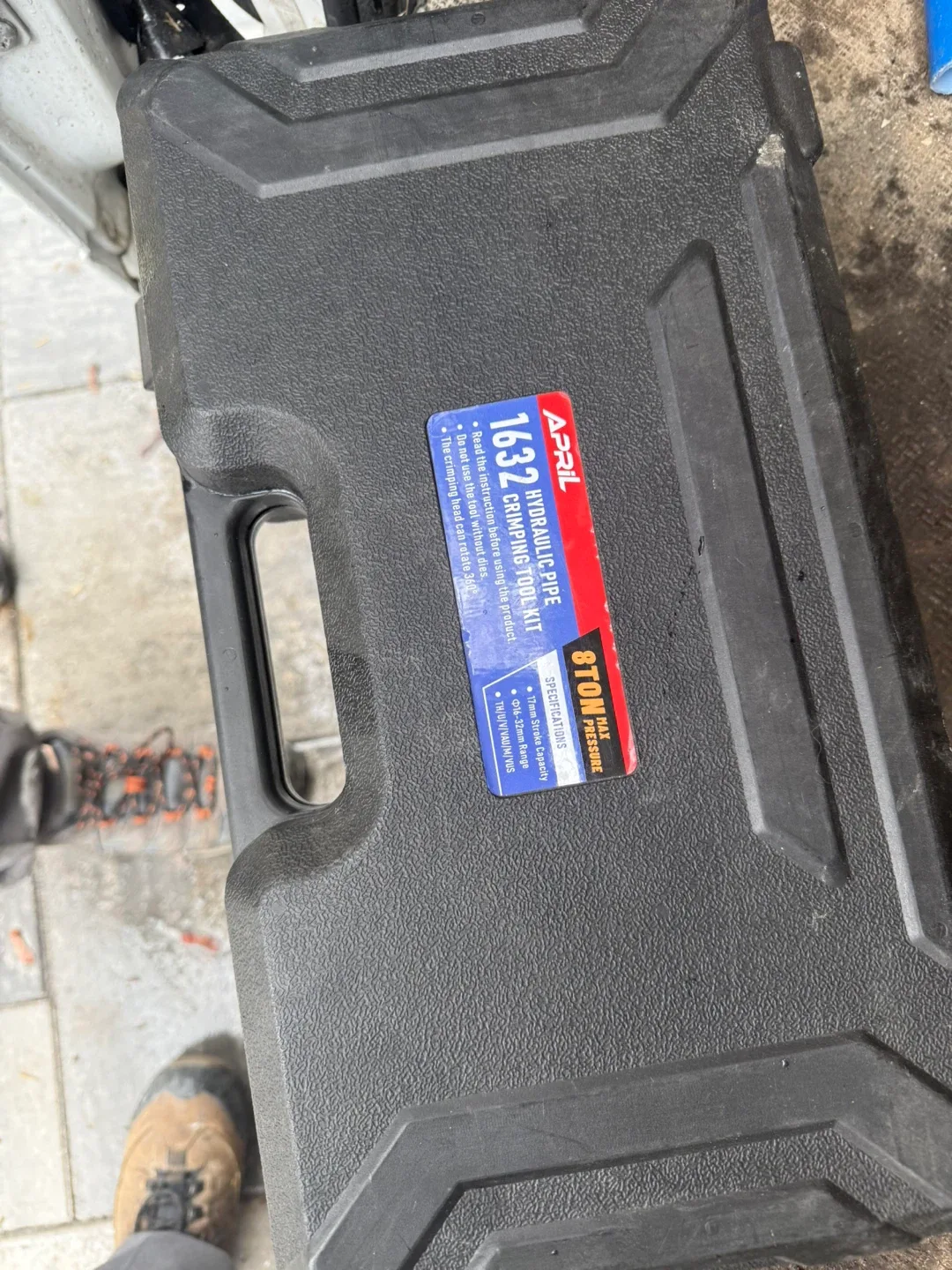 Hydraulic Pipe Crimping Tool Kit image indicator(2)