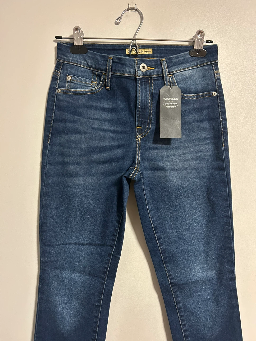 Guess Curvy Sophia Skinny Jeans - Size 26 - photo 2