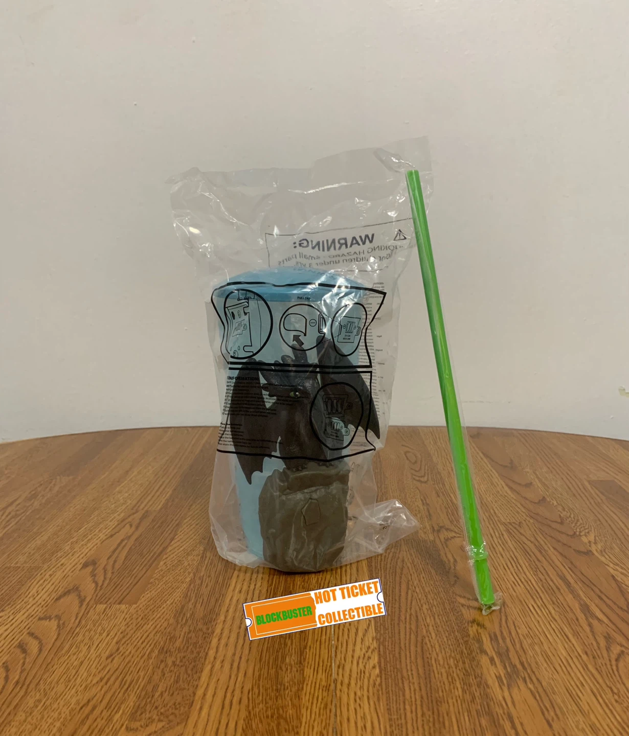 How to Train Your Dragon (Regal Exclusive) Toothless LED Cup