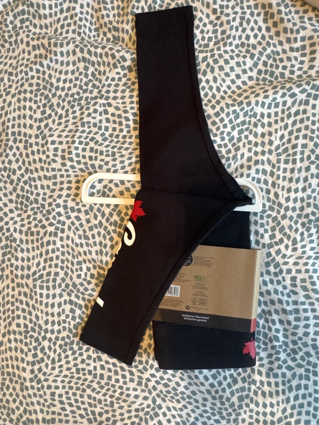 New Toddler Girls Leggings - Size 2T image indicator(2)