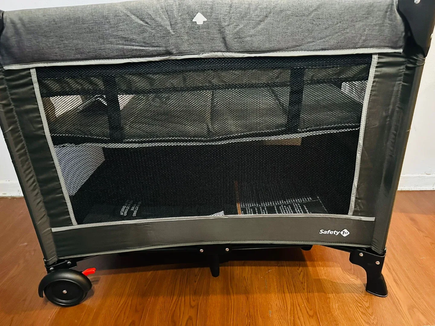 Safety 1st Mini Dreams Playard - Grey image indicator(4)