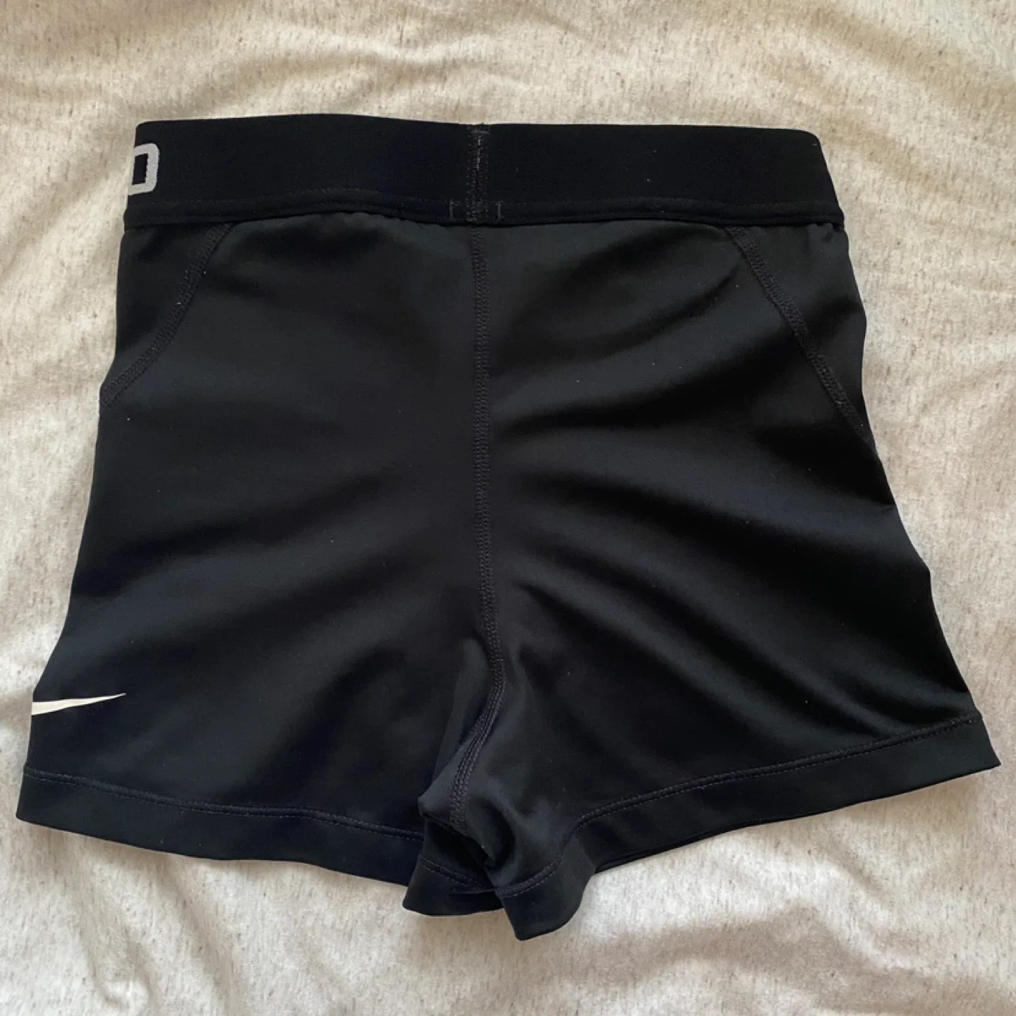 Nike Pro Black 3" Shorts - Size XS image indicator(2)