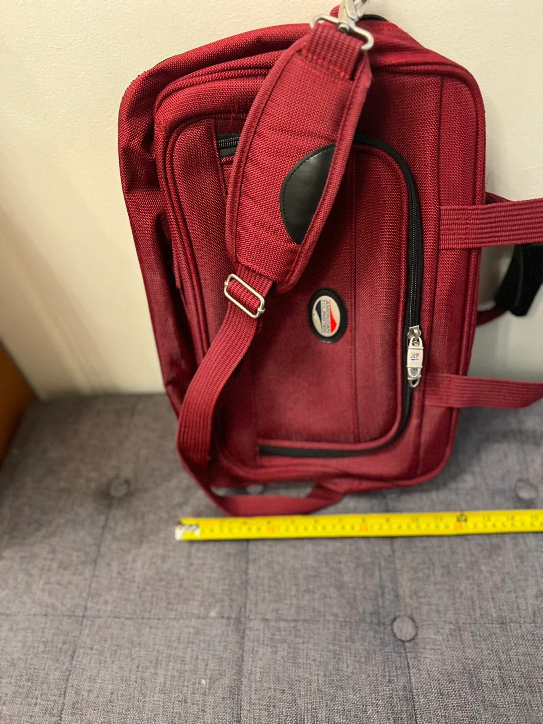 American Tourister Red Carry-On Bag image indicator(3)