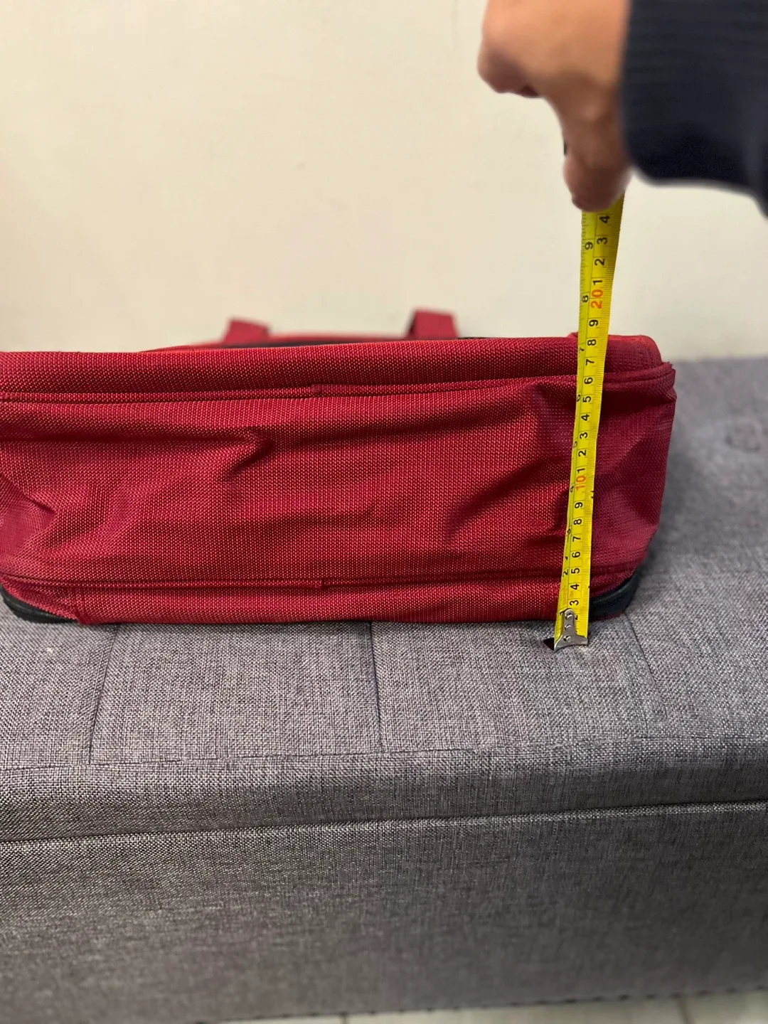 American Tourister Red Carry-On Bag image indicator(2)