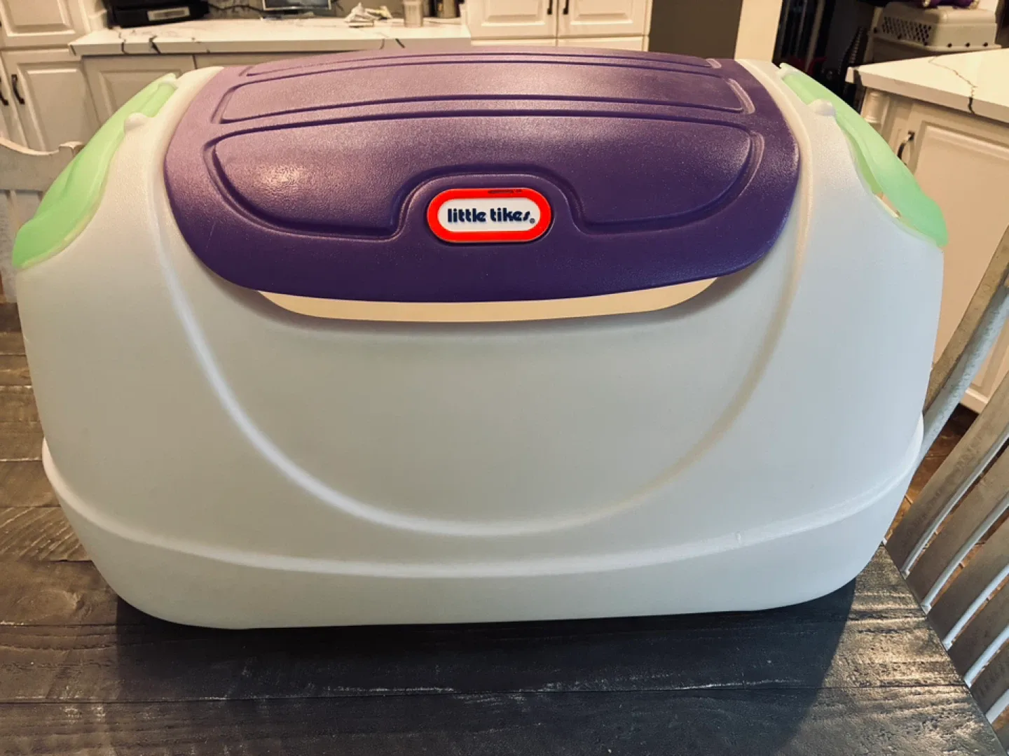 Little Tikes kids toy/Storage box