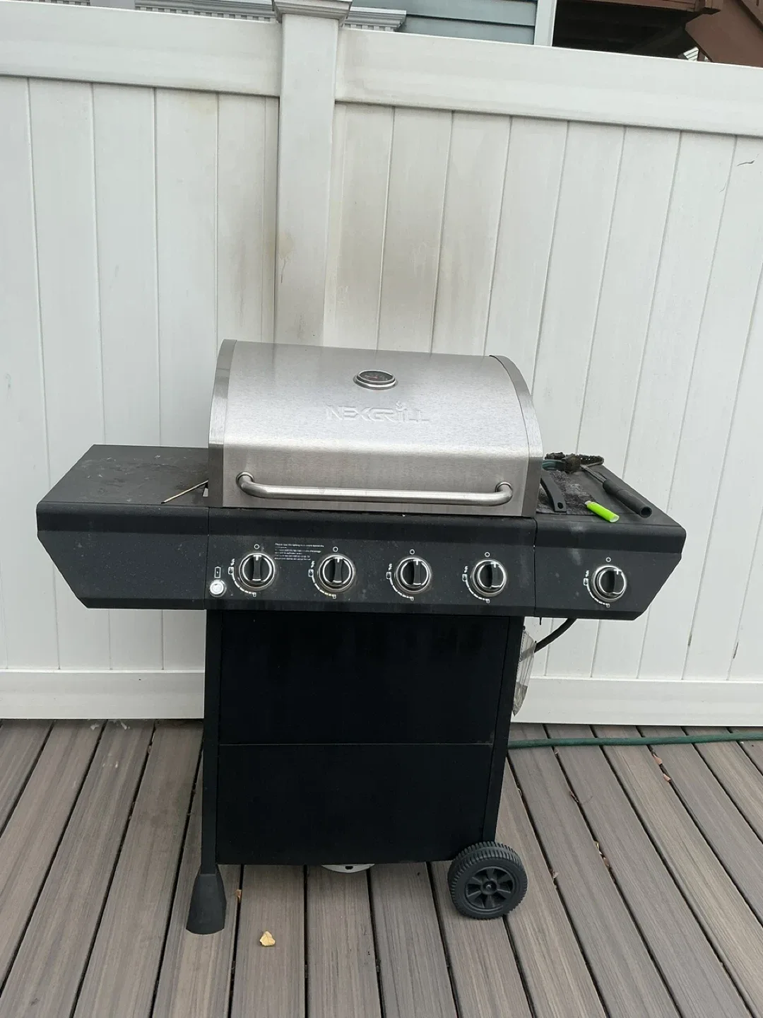 Nexgrill Gas Grill - Black & Silver