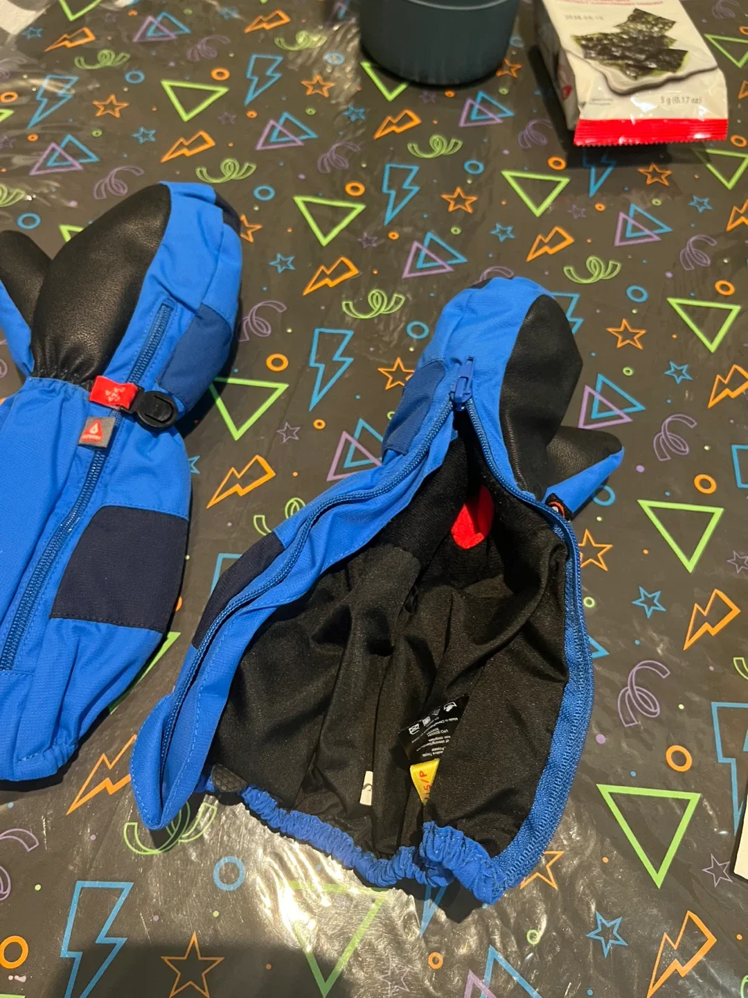 Kombi Blue Mittens - Size Small image indicator(2)