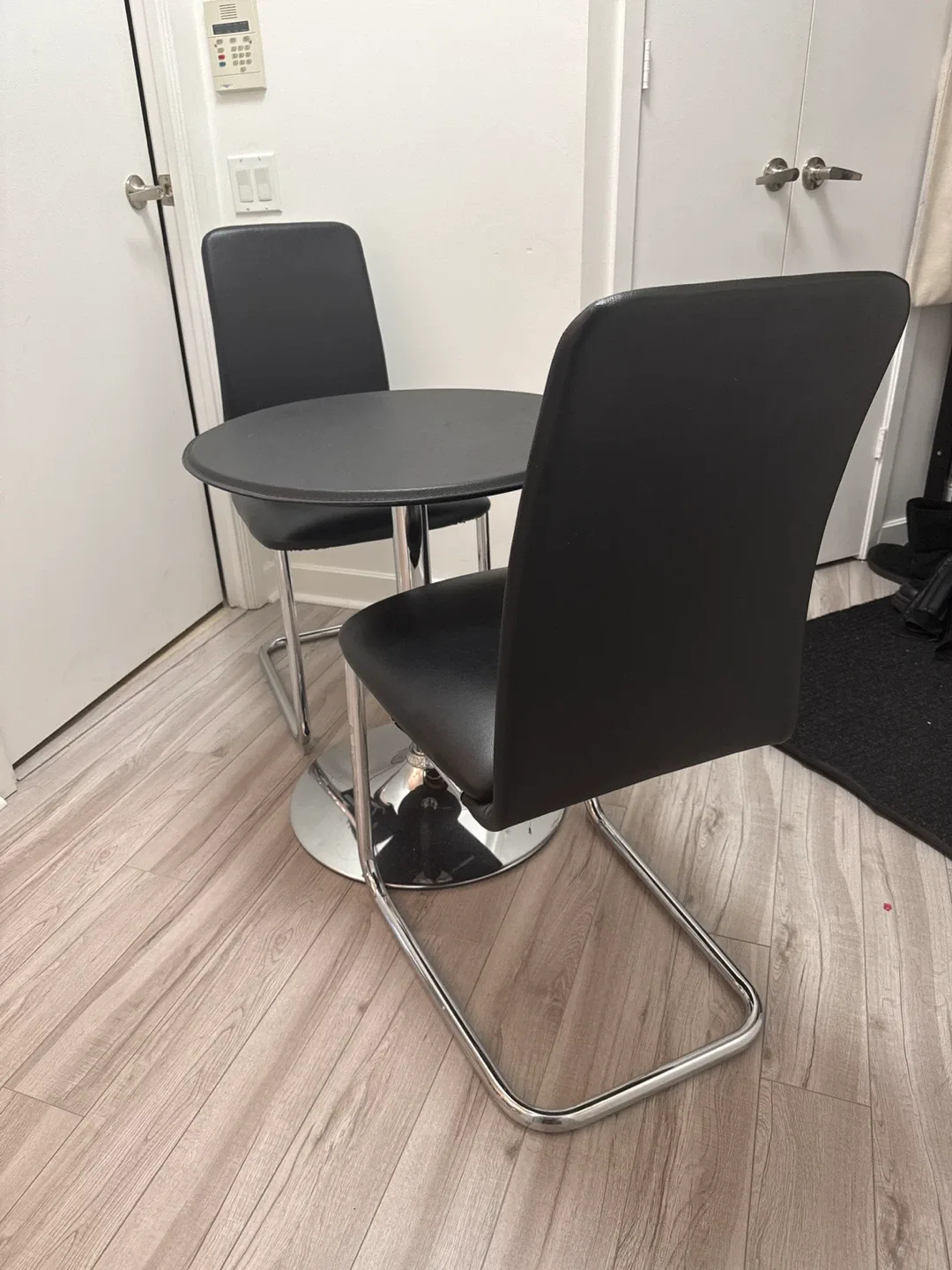 Black Round Table & 2 Chairs Set