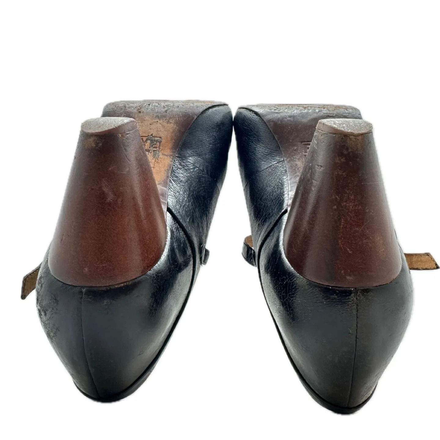 Lisa T shoes size 8M image indicator(5)