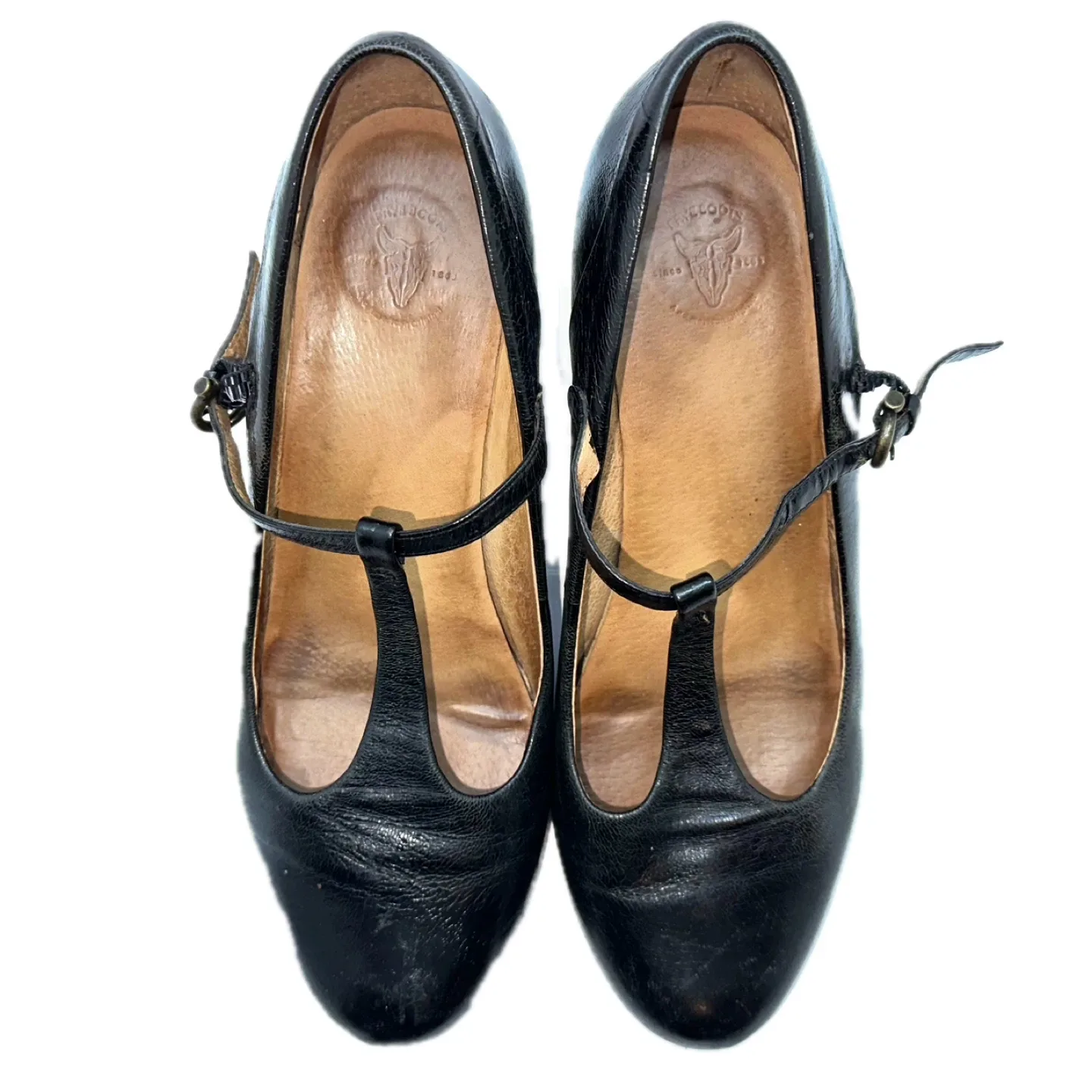 Lisa T shoes size 8M