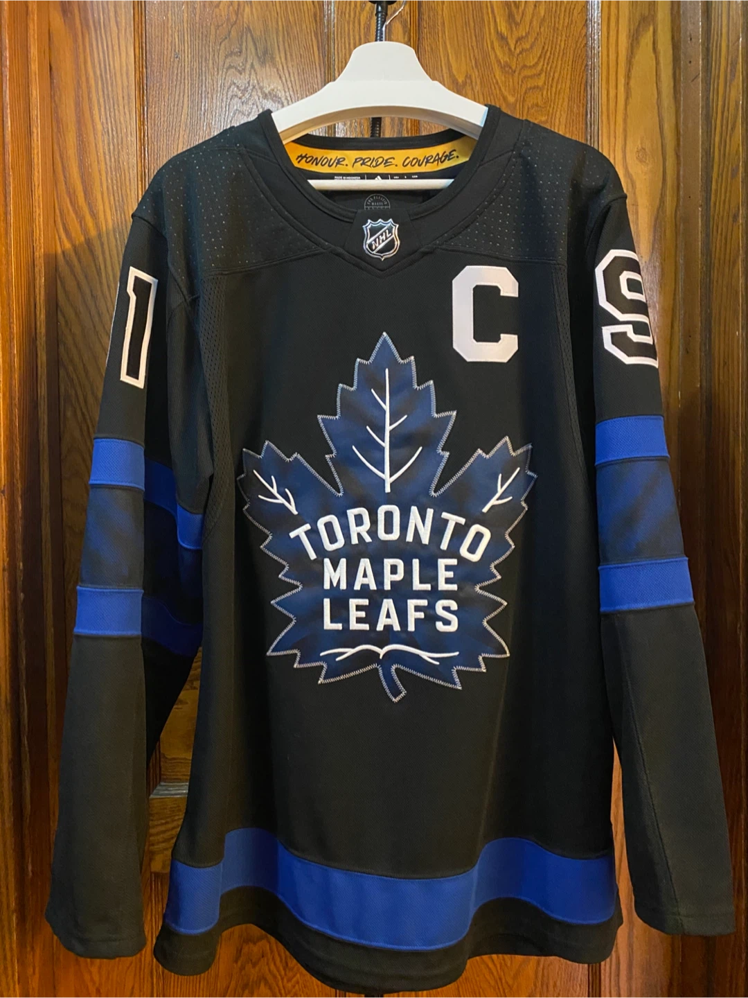 Adidas Toronto Maple Leafs Tavares #91 Jersey - Size 52