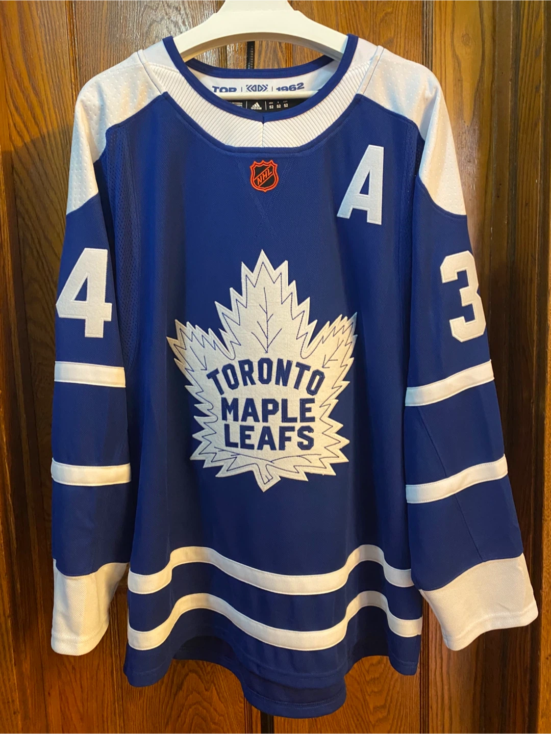 Adidas Toronto Maple Leafs Matthews Jersey - Size 52