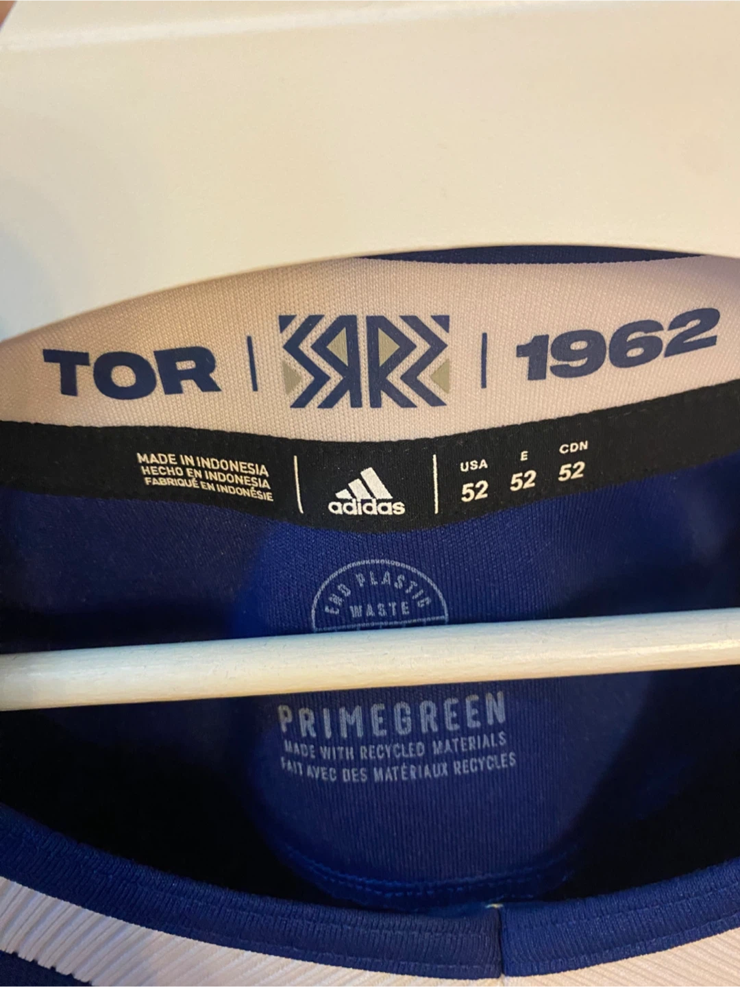 Adidas Toronto Maple Leafs Matthews Jersey - Size 52 - photo 4