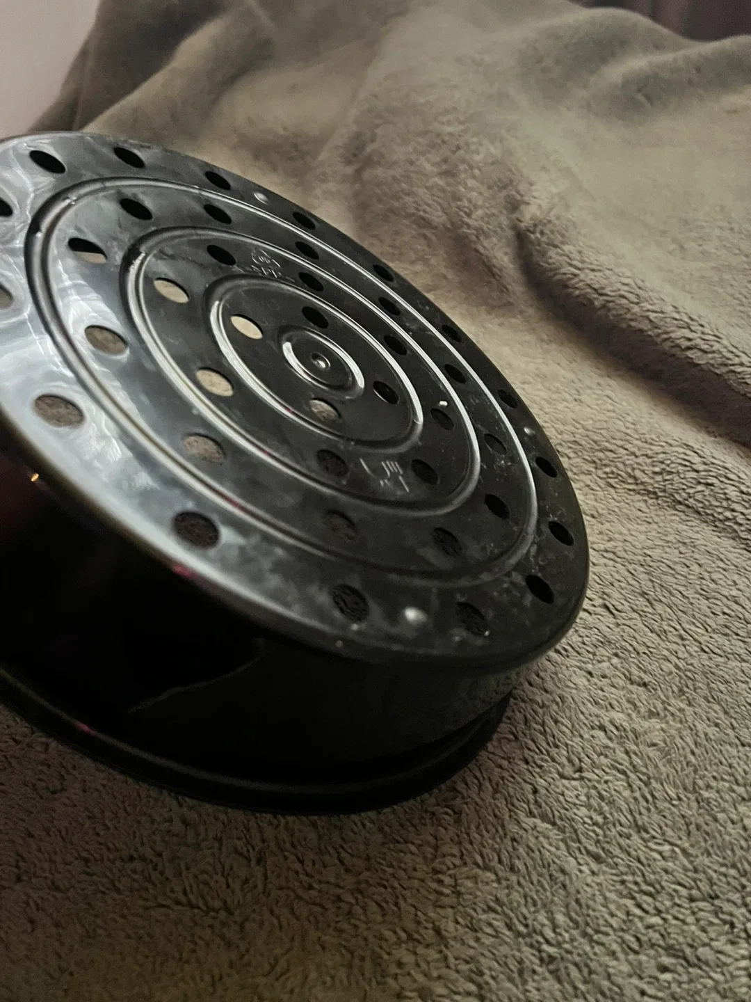 Black Round Steamer Insert image indicator(3)