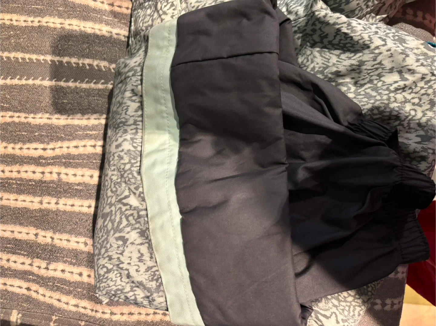 Patagonia Women's Snow Pants - Size M image indicator(5)