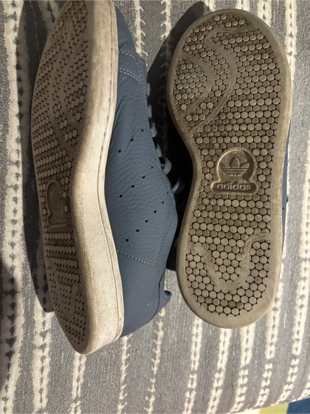 Adidas Stan Smith Blue Sneakers - Size 6.5 image indicator(2)