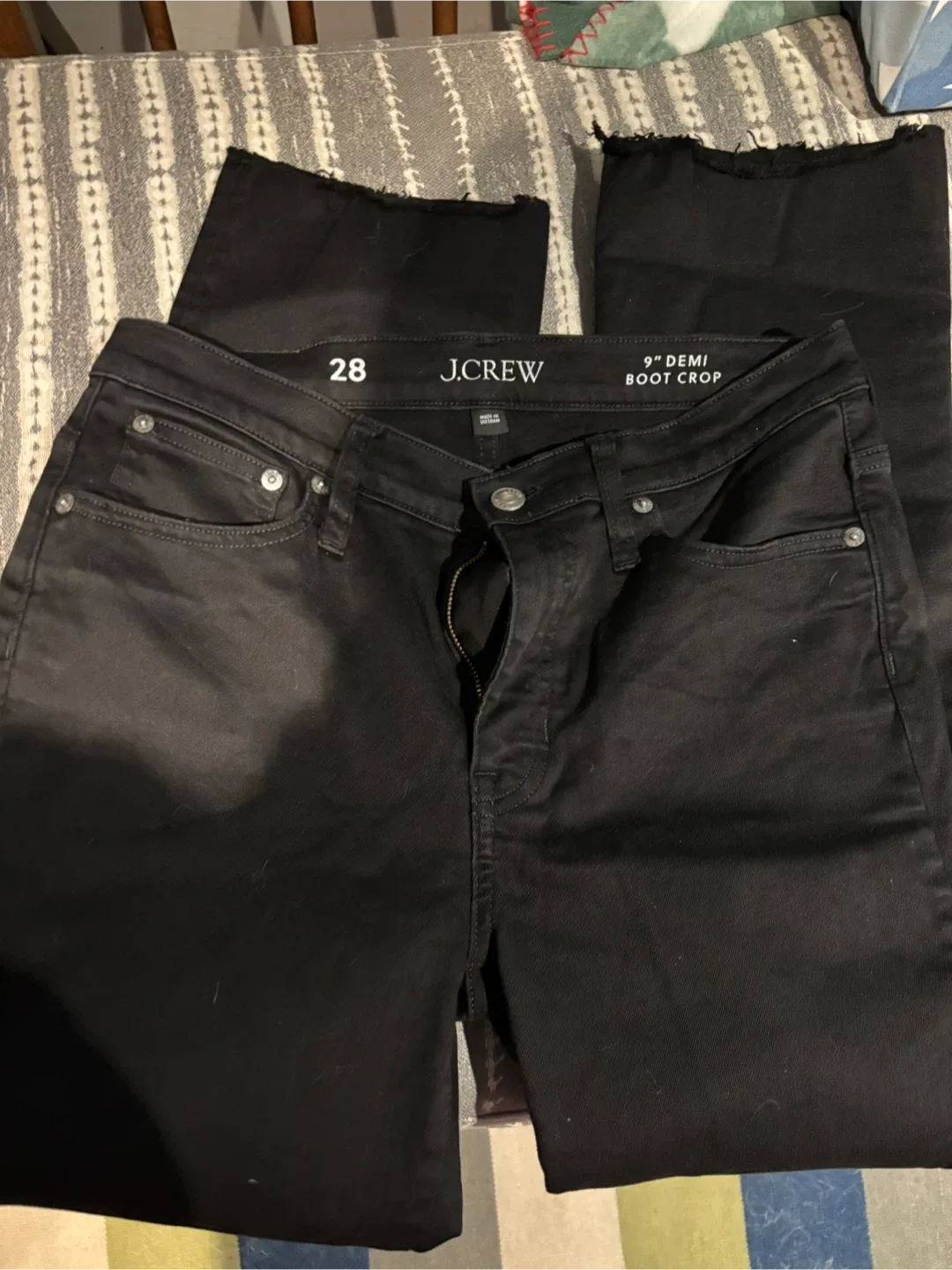 J.Crew 9" Demi Boot Crop Jeans - Size 28 image indicator(4)
