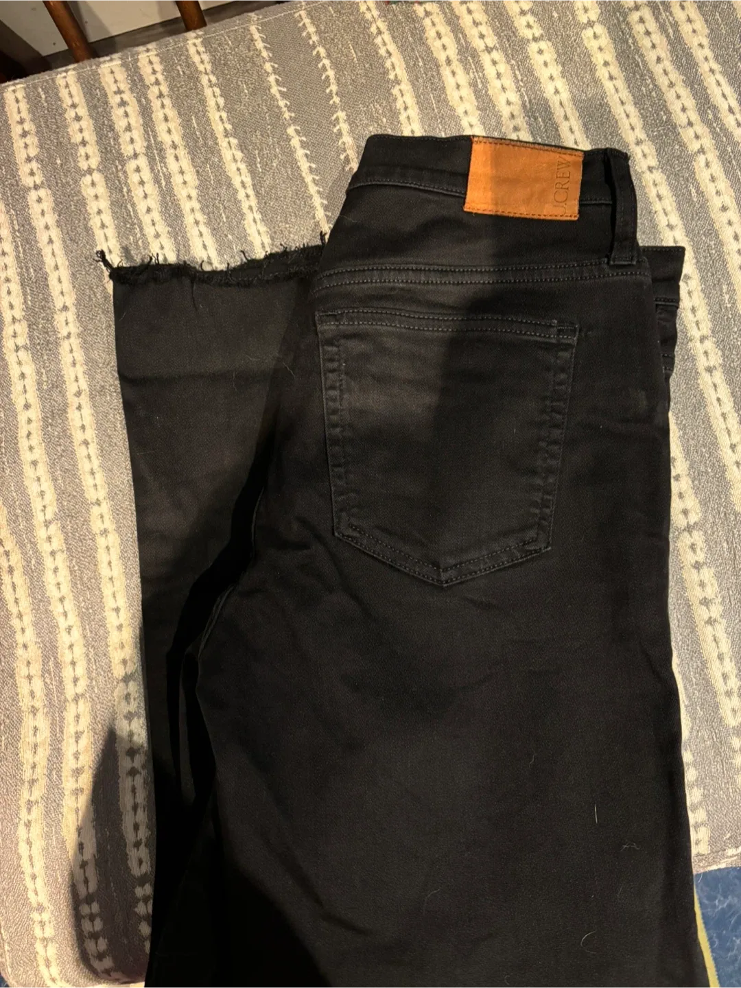 J.Crew 9" Demi Boot Crop Jeans - Size 28 image indicator(3)