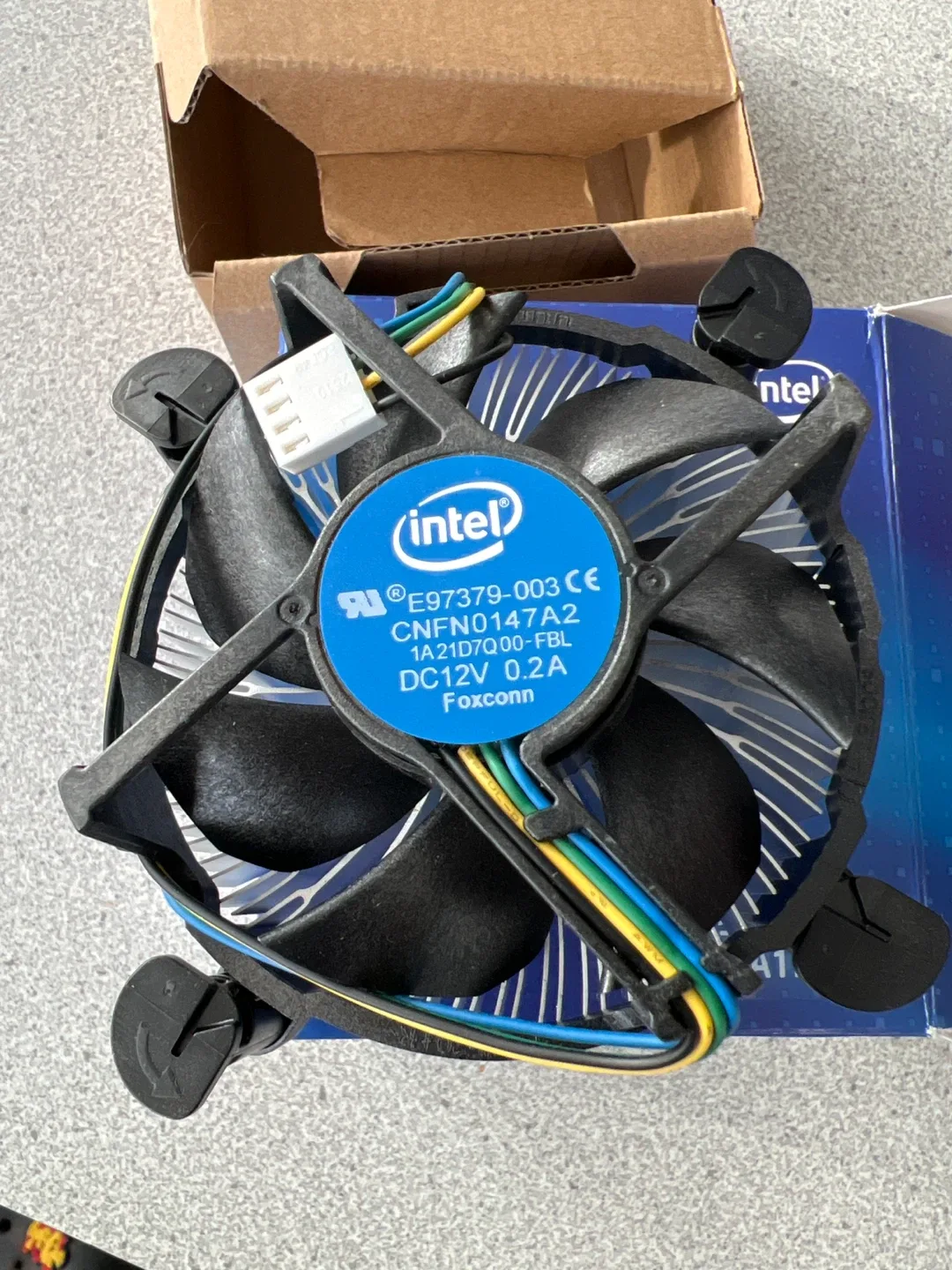 Intel Core i3-10100 CPU Cooler image indicator(2)