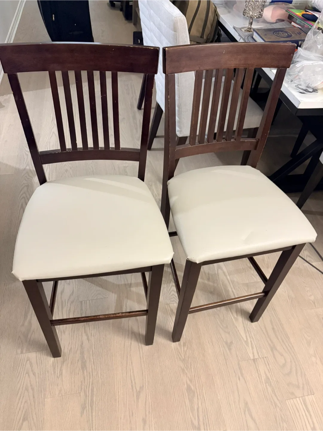 Bar Stools image indicator(3)