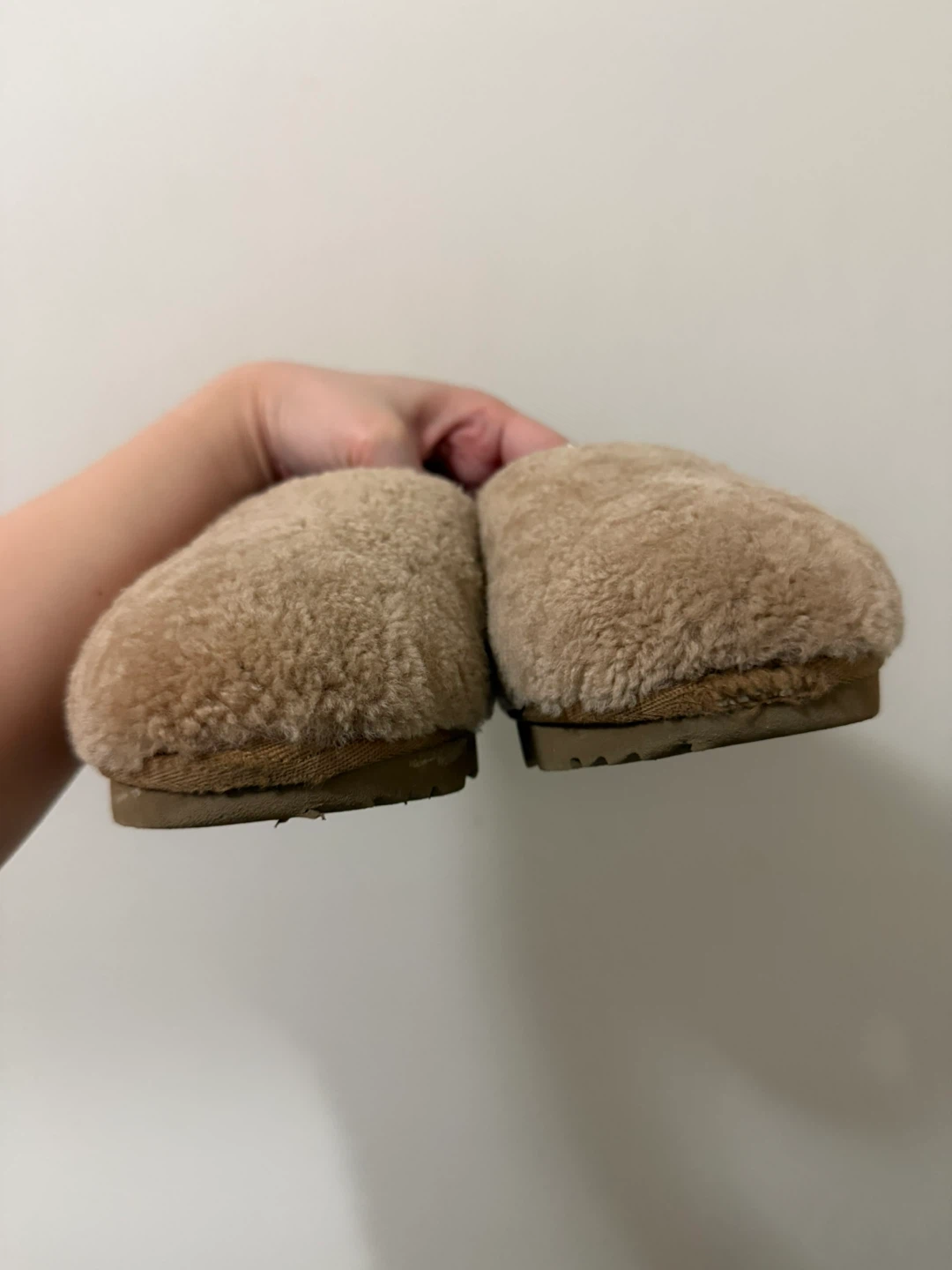 UGG Tasman Braid Slippers, Size 1 - photo 4