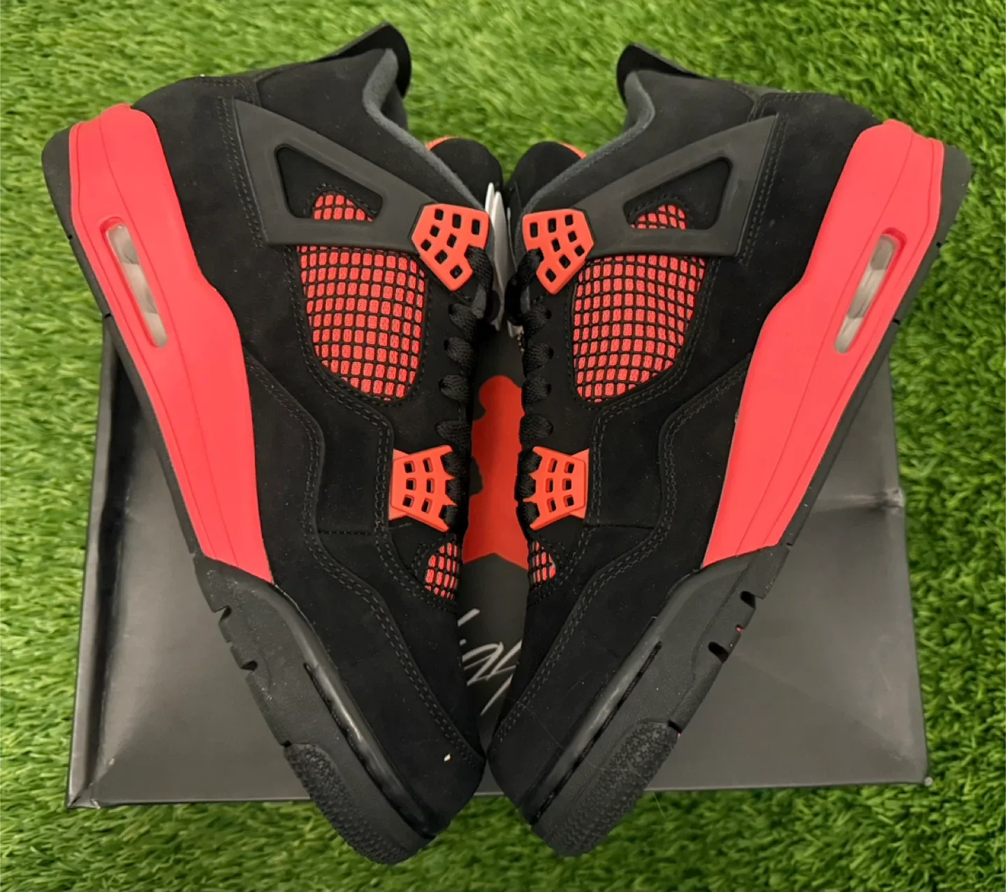Air Jordan 4 Retro Red Thunders