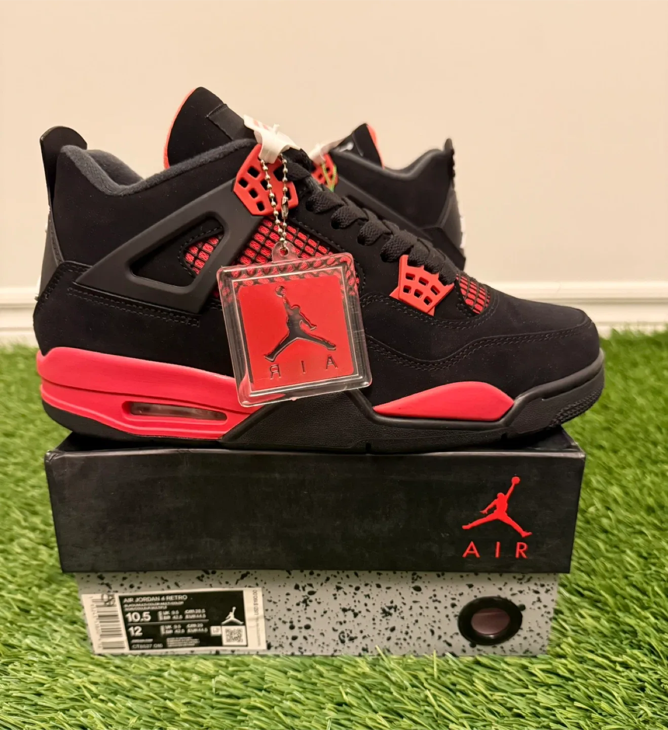 Air Jordan 4 Retro Red Thunders image indicator(6)