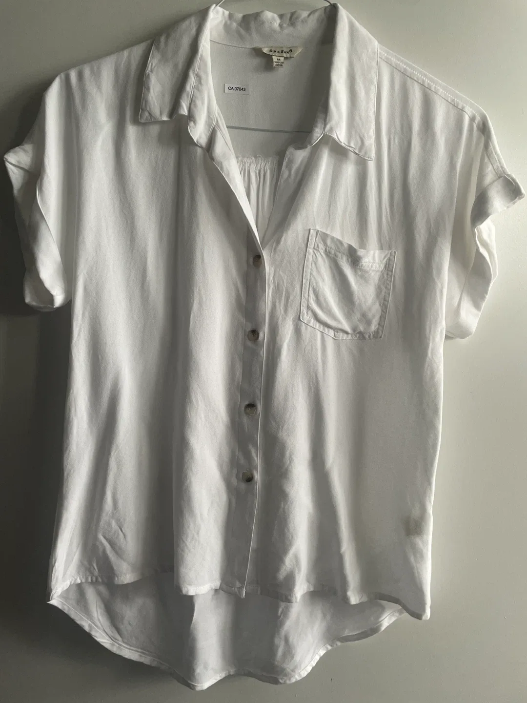 Sim and Sam White Button-Up Shirt
