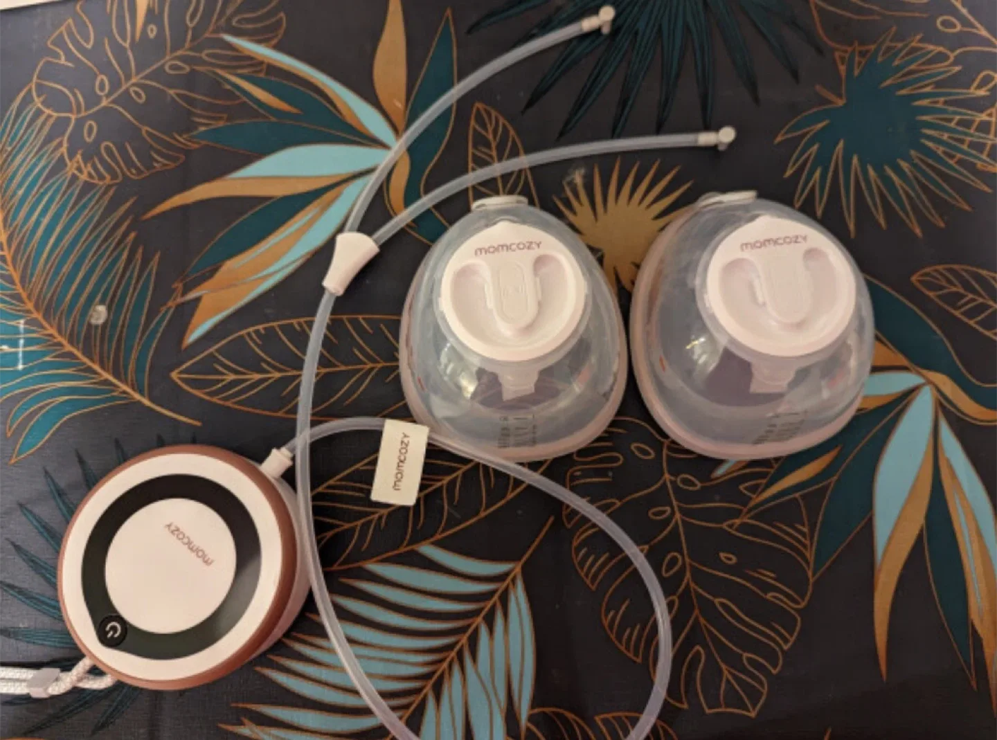 Momcozy V1 Wearable Breast Pump